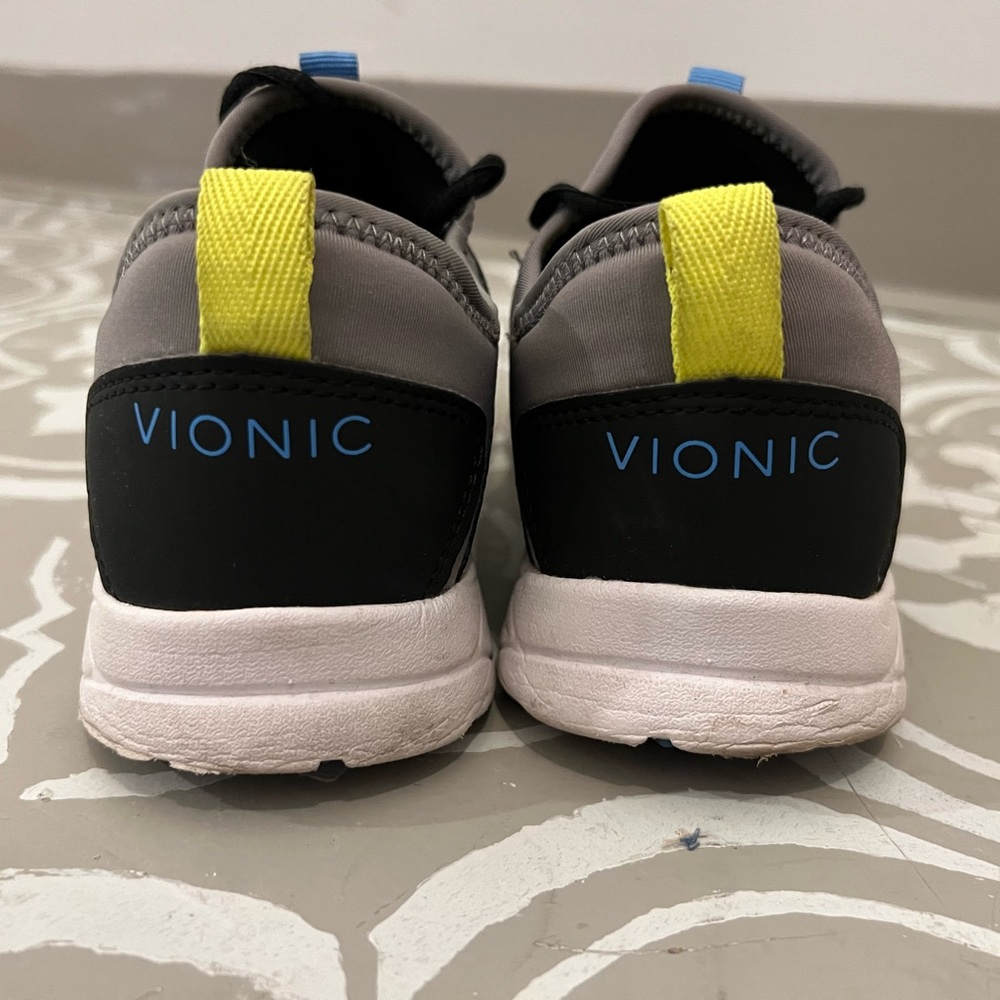 Vionic Shoes | Helena Style Shoes View 4